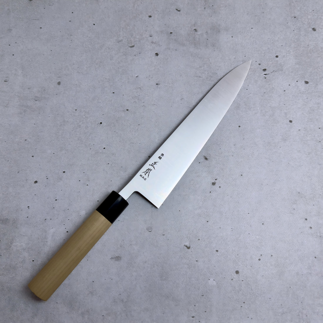 Gyuto (牛刀) – Miecz Szefa