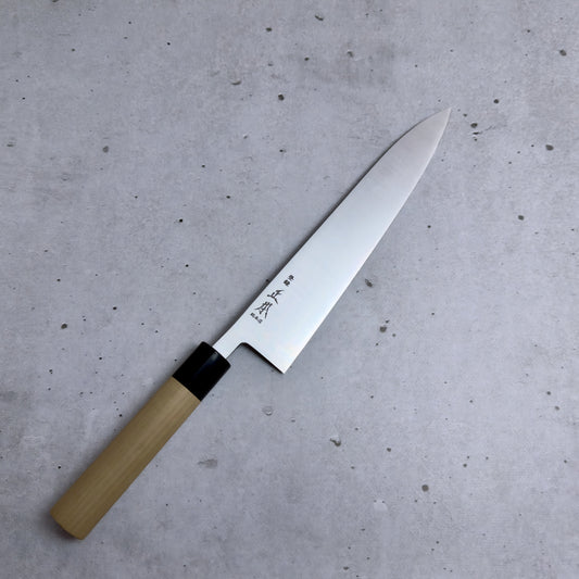 Gyuto (牛刀) – Miecz Szefa