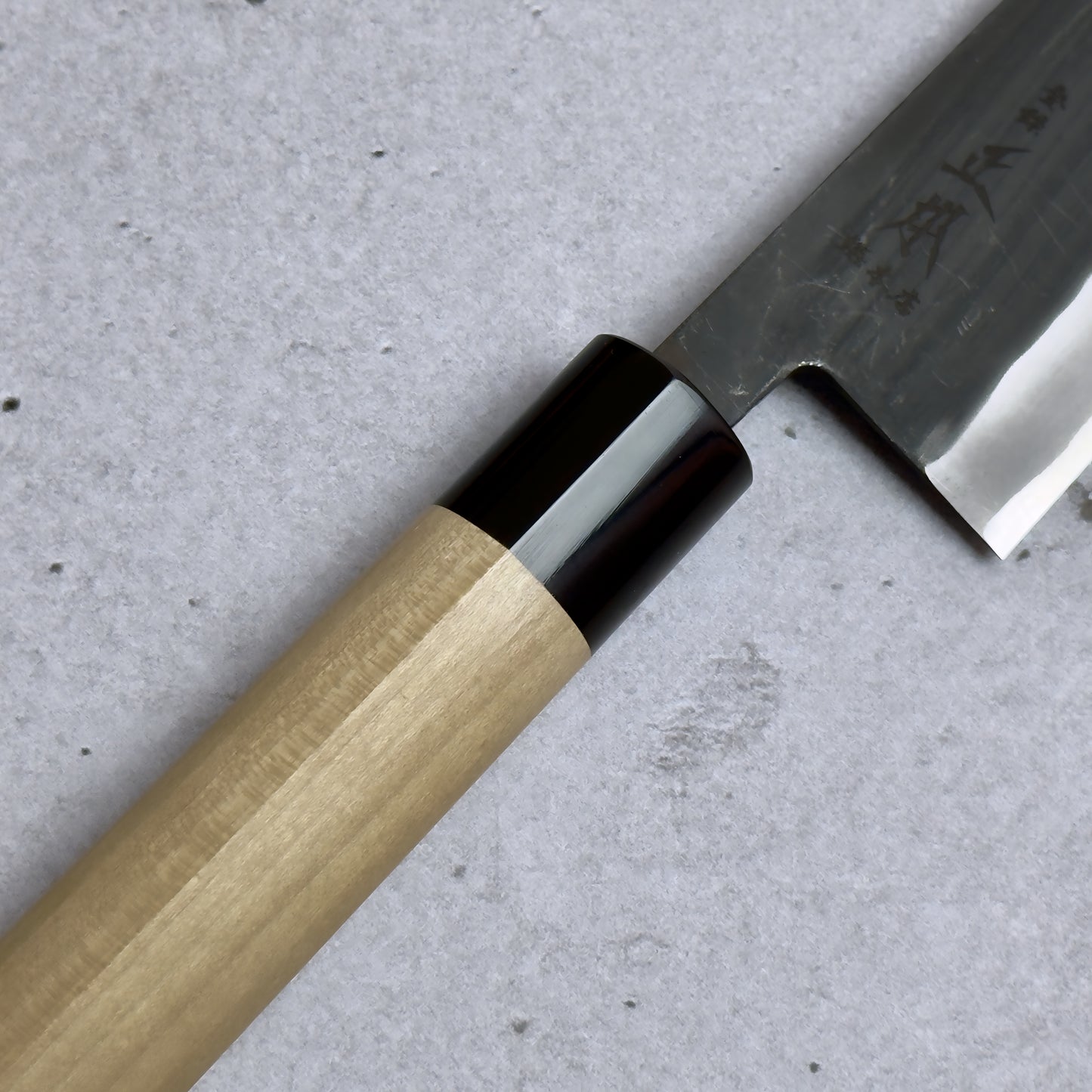 Masamoto KA Santoku 170mm - Aogami#2, Kurouchi (Wykończenie Kowalskie)