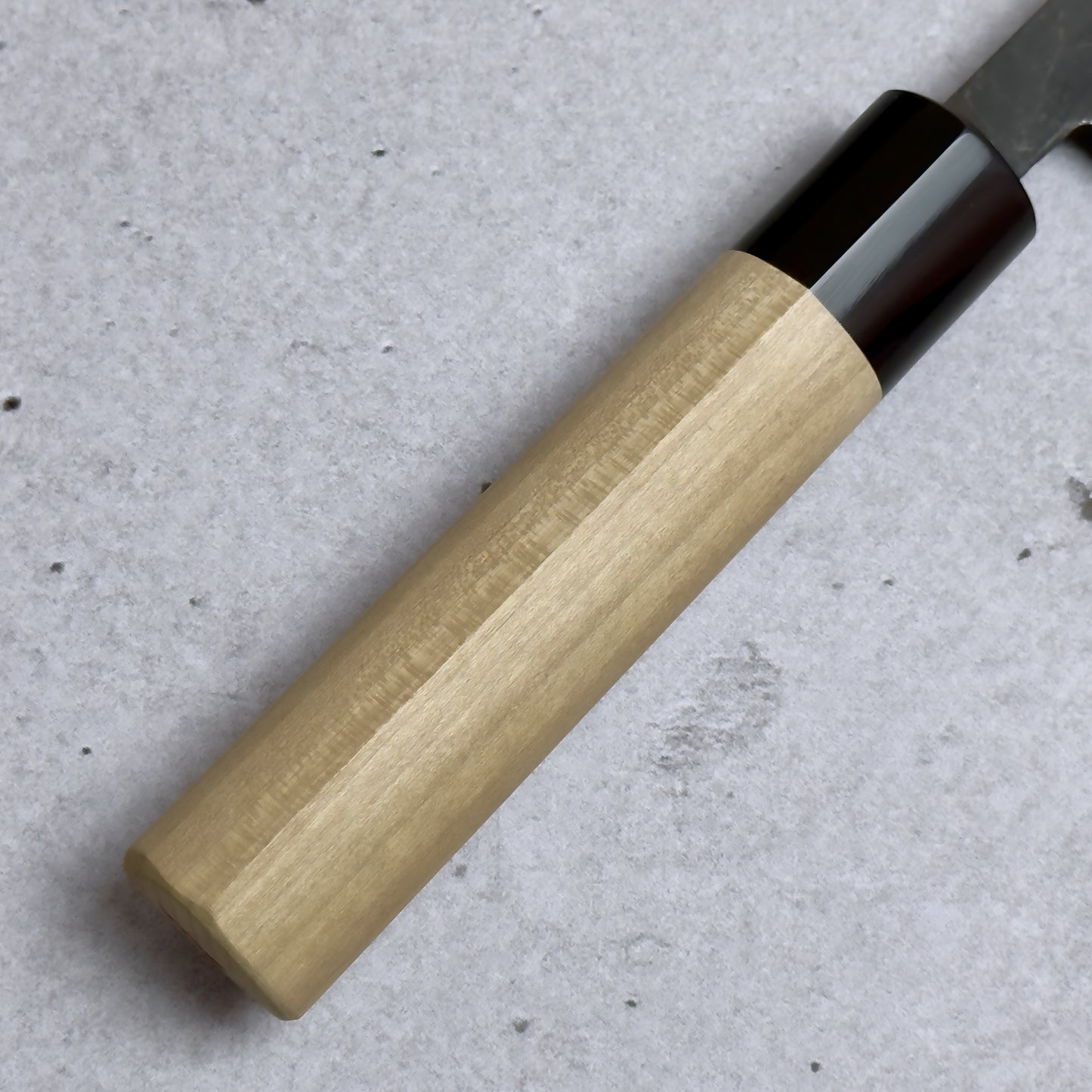 Masamoto KA Santoku 170mm - Aogami#2, Kurouchi (Wykończenie Kowalskie)